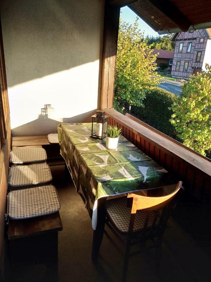 Ferienwohnung Am Reinhardswald - Eichenlaub - Mit Sauna 特伦德尔堡 外观 照片